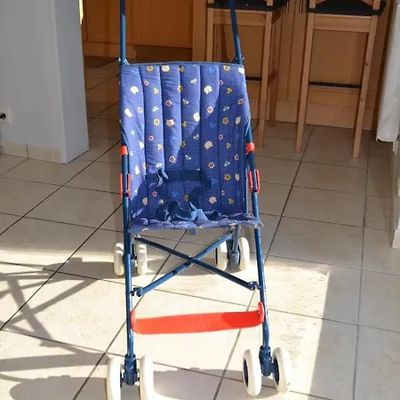 Le Grand Marronnier * Neuville