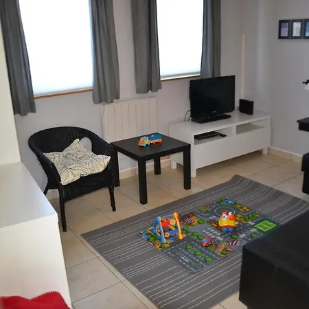 Le Grand Marronnier Vakantiehuis Neuville