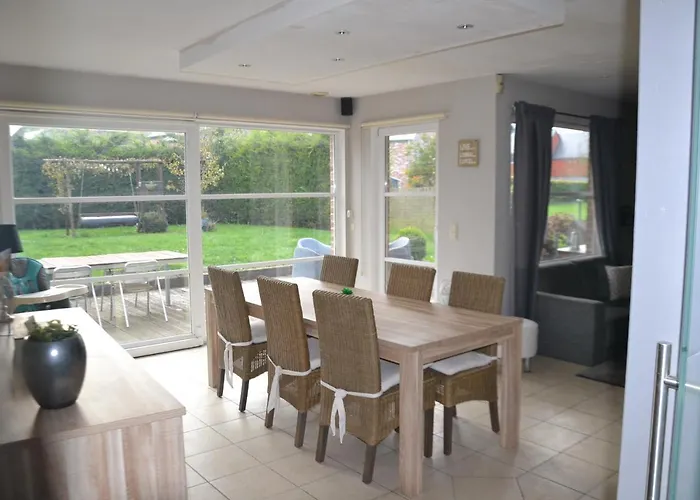 Le Grand Marronnier Neuville